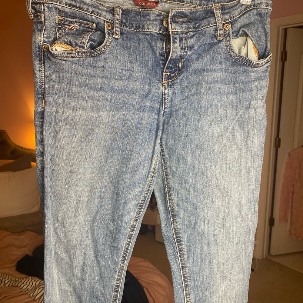 Hollister skinny jeans, gently worn. Size 5